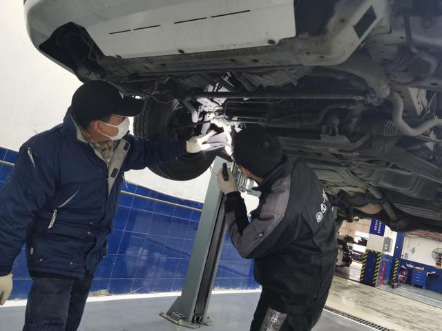 抗擊疫情，一汽豐田“夢之隊”一夜集結，為120急救用車保駕護航
